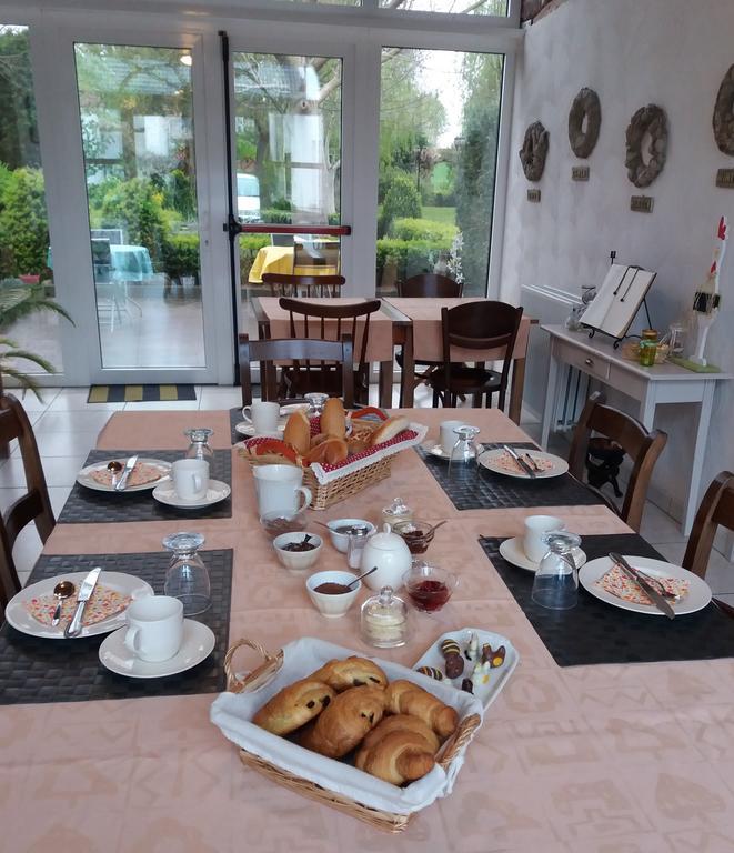 Bed and Breakfast De Aventurijn Riemst Exterior foto